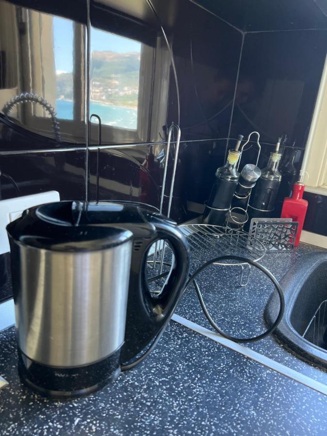VlorëMarina Houseアパートメント エクステリア 写真