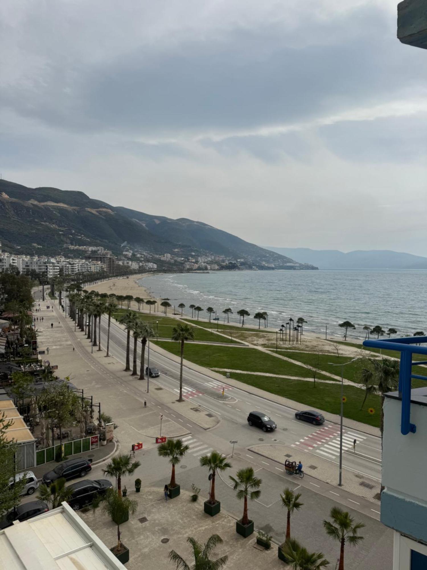 VlorëMarina Houseアパートメント エクステリア 写真